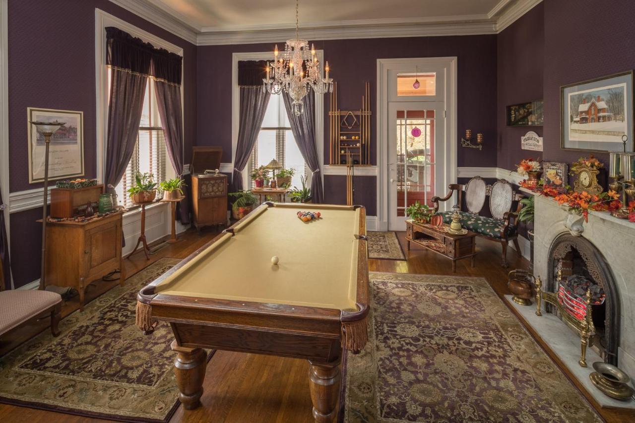 ガリーナ The Steamboat House Bed & Breakfast エクステリア 写真