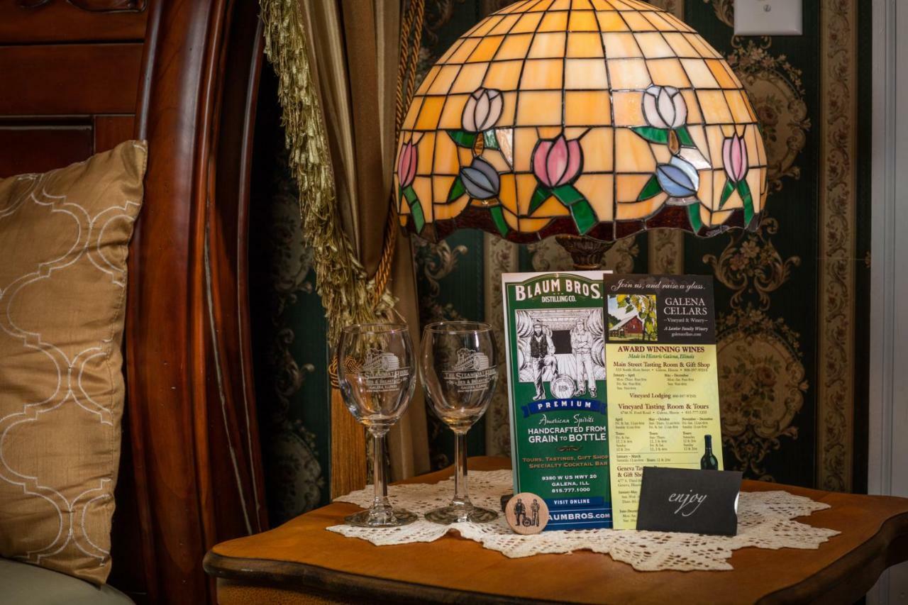 ガリーナ The Steamboat House Bed & Breakfast エクステリア 写真
