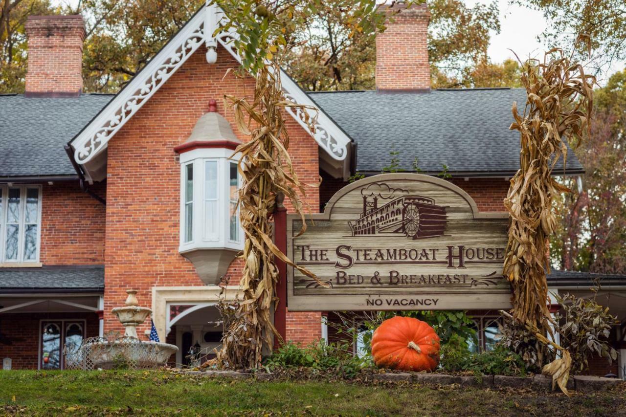 ガリーナ The Steamboat House Bed & Breakfast エクステリア 写真