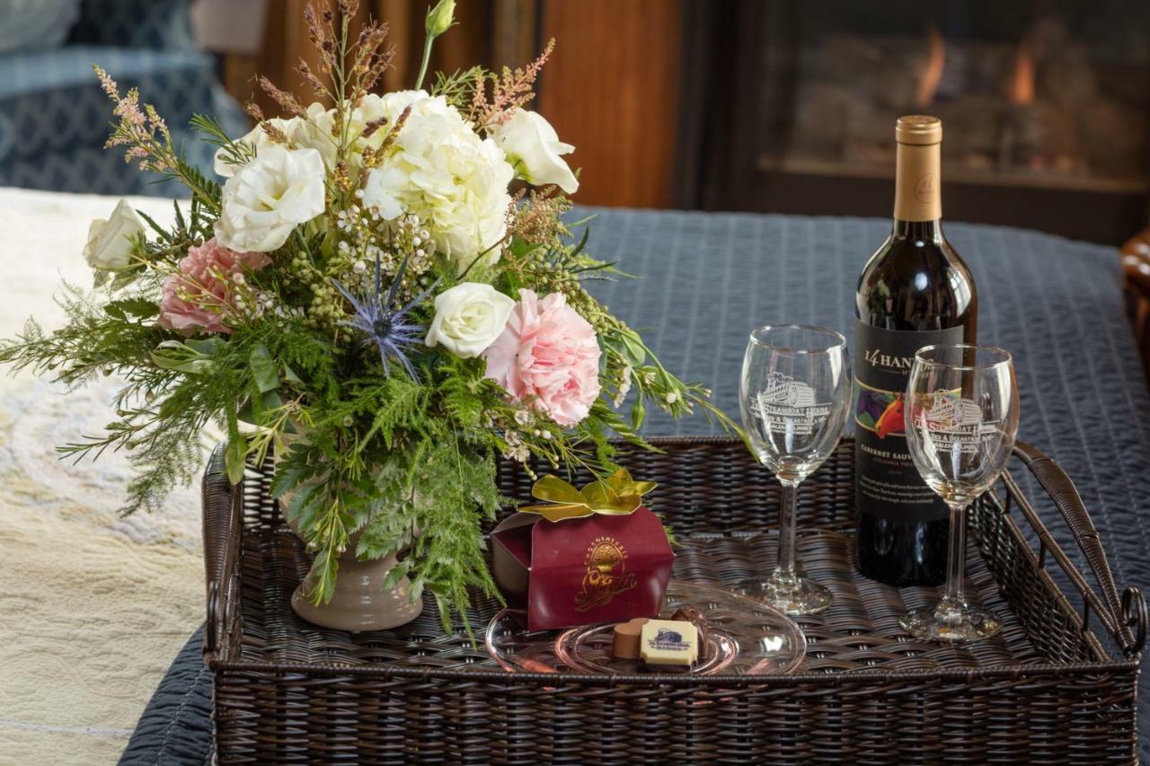 ガリーナ The Steamboat House Bed & Breakfast エクステリア 写真